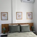 Copacabana - Posto 2 - Ao Lado Calcadao - Confortavel Apartamento