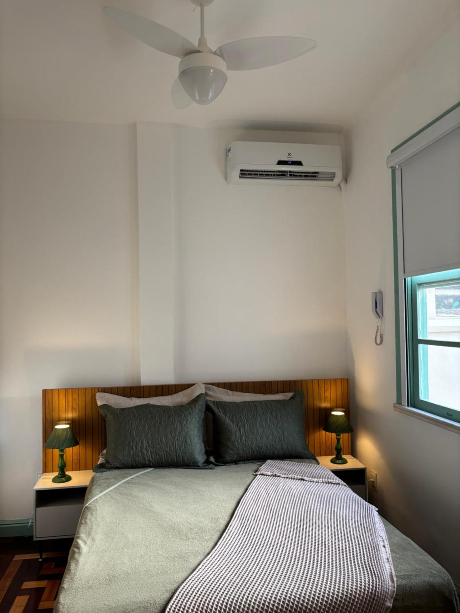 Apartamento Copacabana - Posto 2 - Ao Lado Calcadao - Confortavel