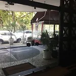 Copacabana - Posto 2 - Ao Lado Calcadao - Confortavel Apartamento